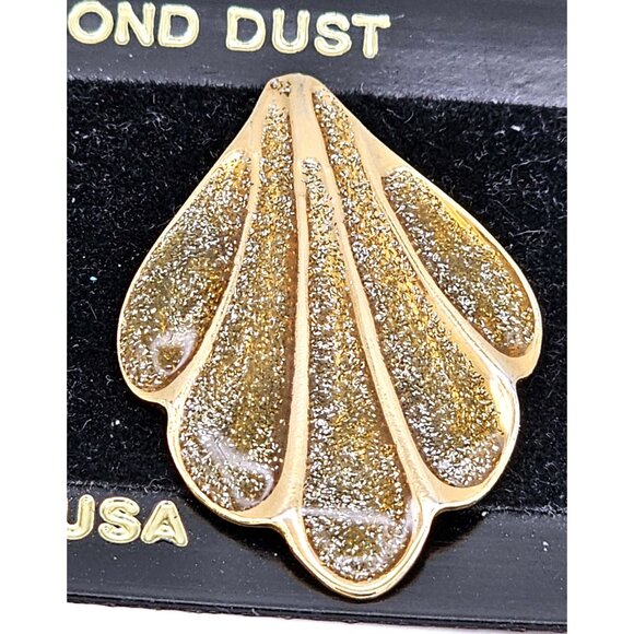 Vintage Gold Fan Earrings w/ Diamond Dust Inlay – Pierced – Made in USA - Picture 3 of 9